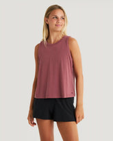 Women's Elevate Lightweight Tank - Plum